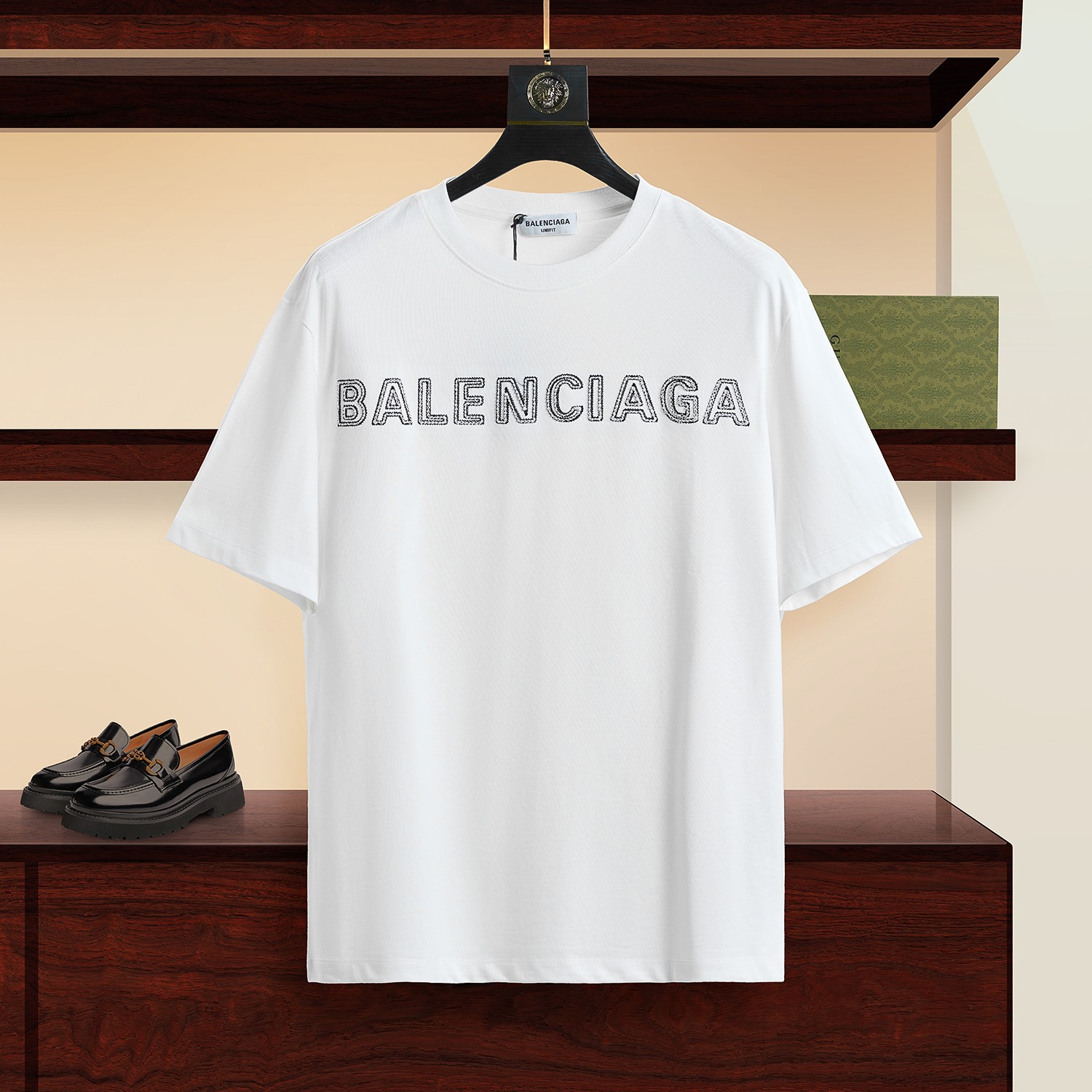 BALENCIAGA 巴黎世家