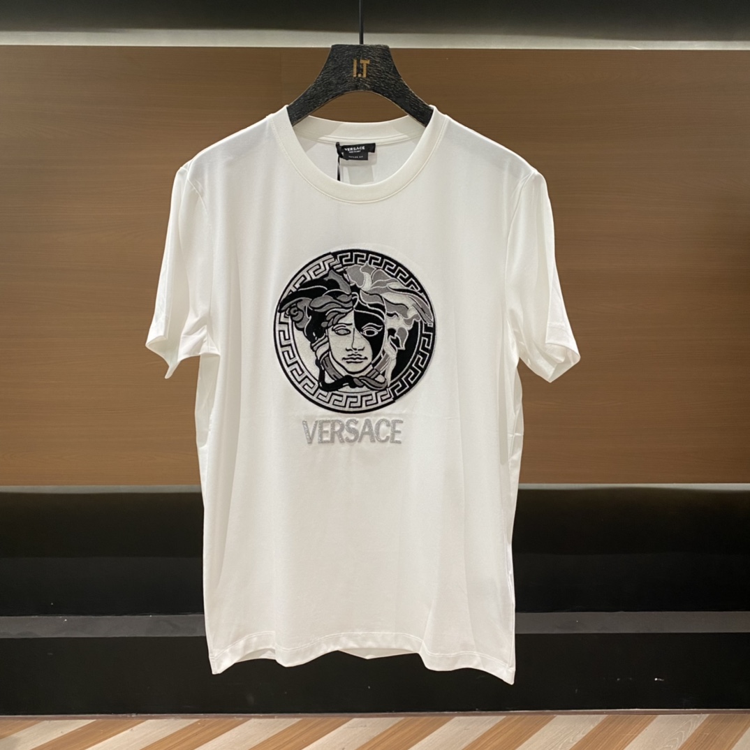 Vers*ace23/ss新品Medusa刺繡Logo棉質短袖T恤