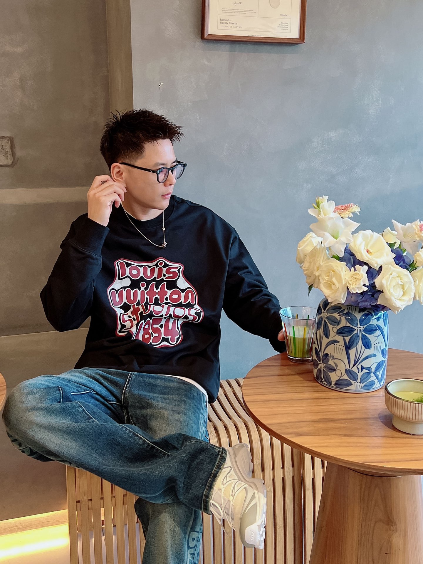 1v驢牌   秋冬新款限定版 圓領衛衣