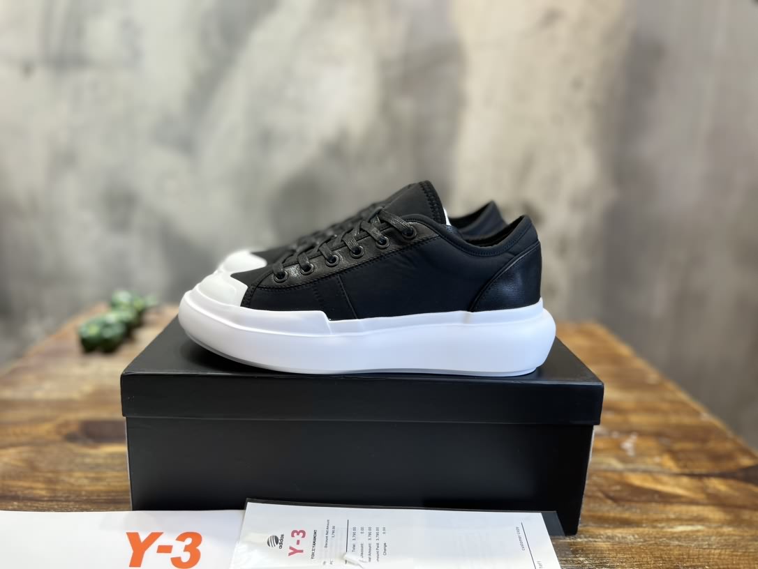 Y-3原標新款 官網同步