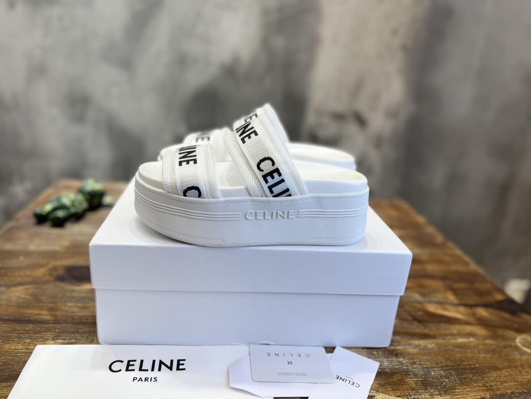 Celine/賽琳2023-春夏最新爆款涼拖