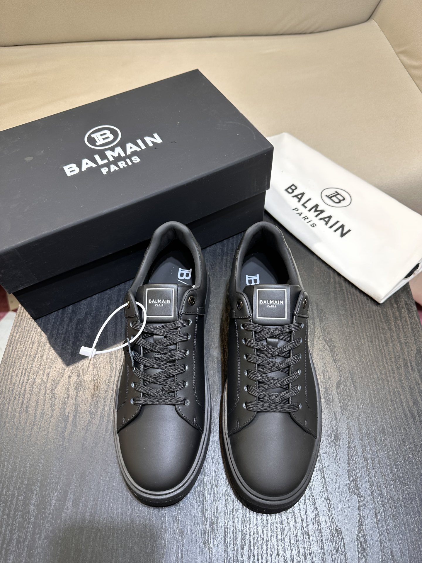 Balmain B-Court 低幫運動鞋