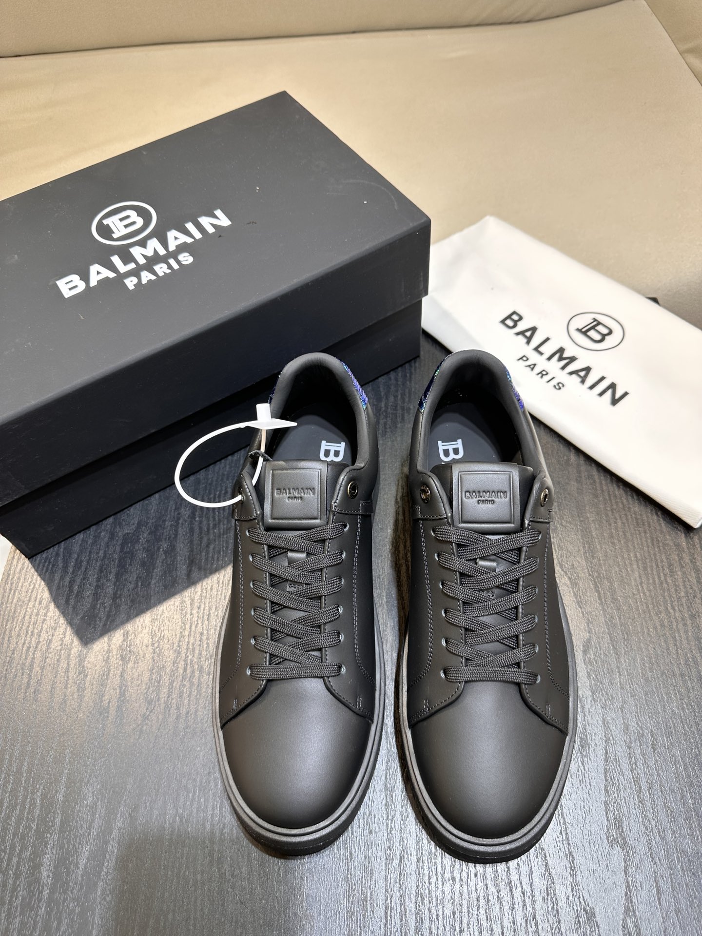 Balmain B-Court 低幫運動鞋