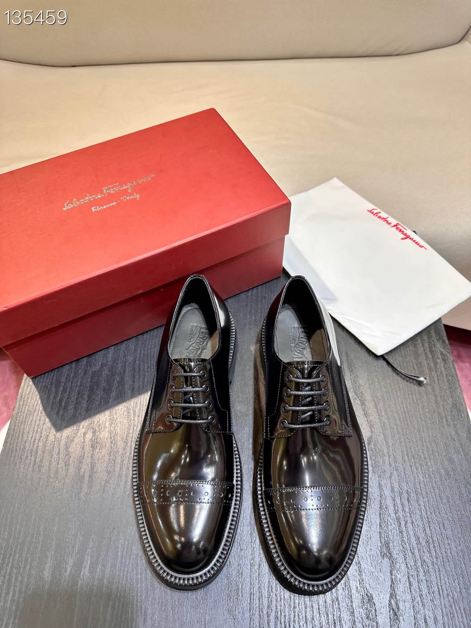 Ferraga*莫卡辛鞋