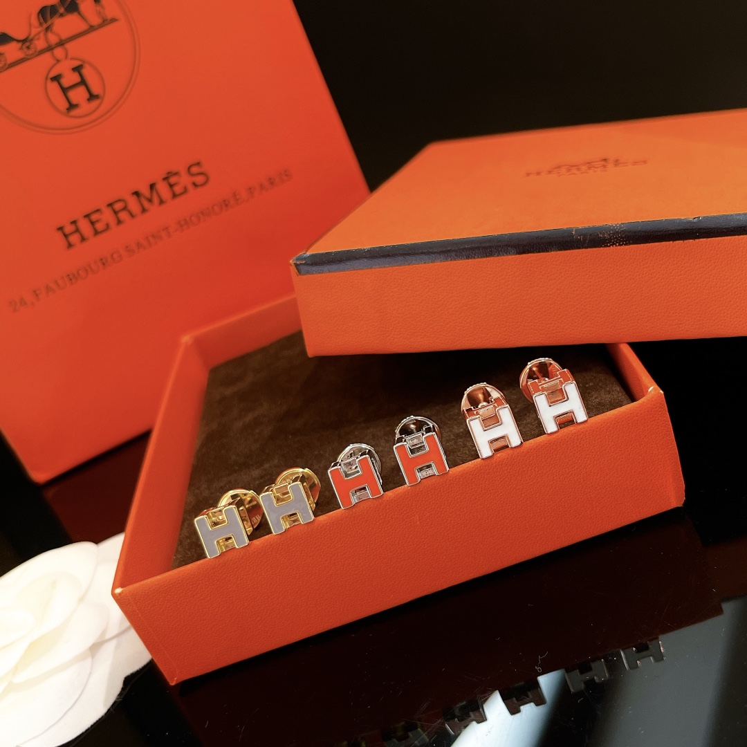 Hermes 愛馬仕 經典 H方形琺瑯 耳釘