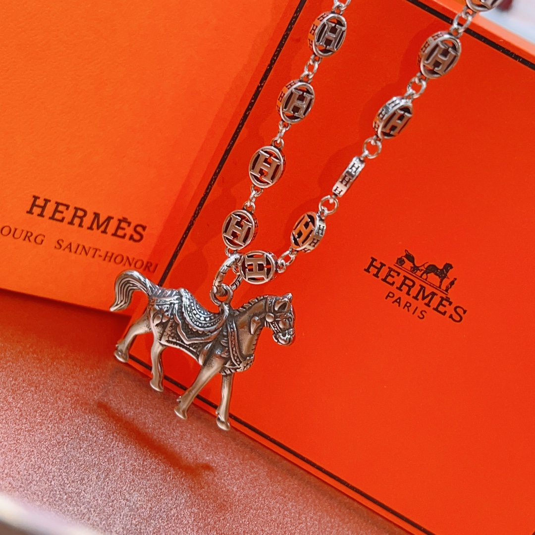 HERMES  愛馬仕項鏈
