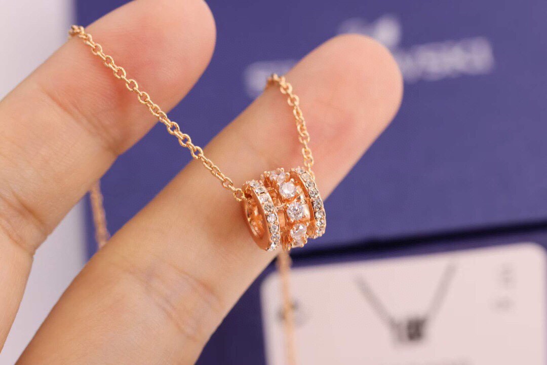 施華洛世奇swarovski 玫瑰金 三鑽轉運珠 鎖骨項鏈