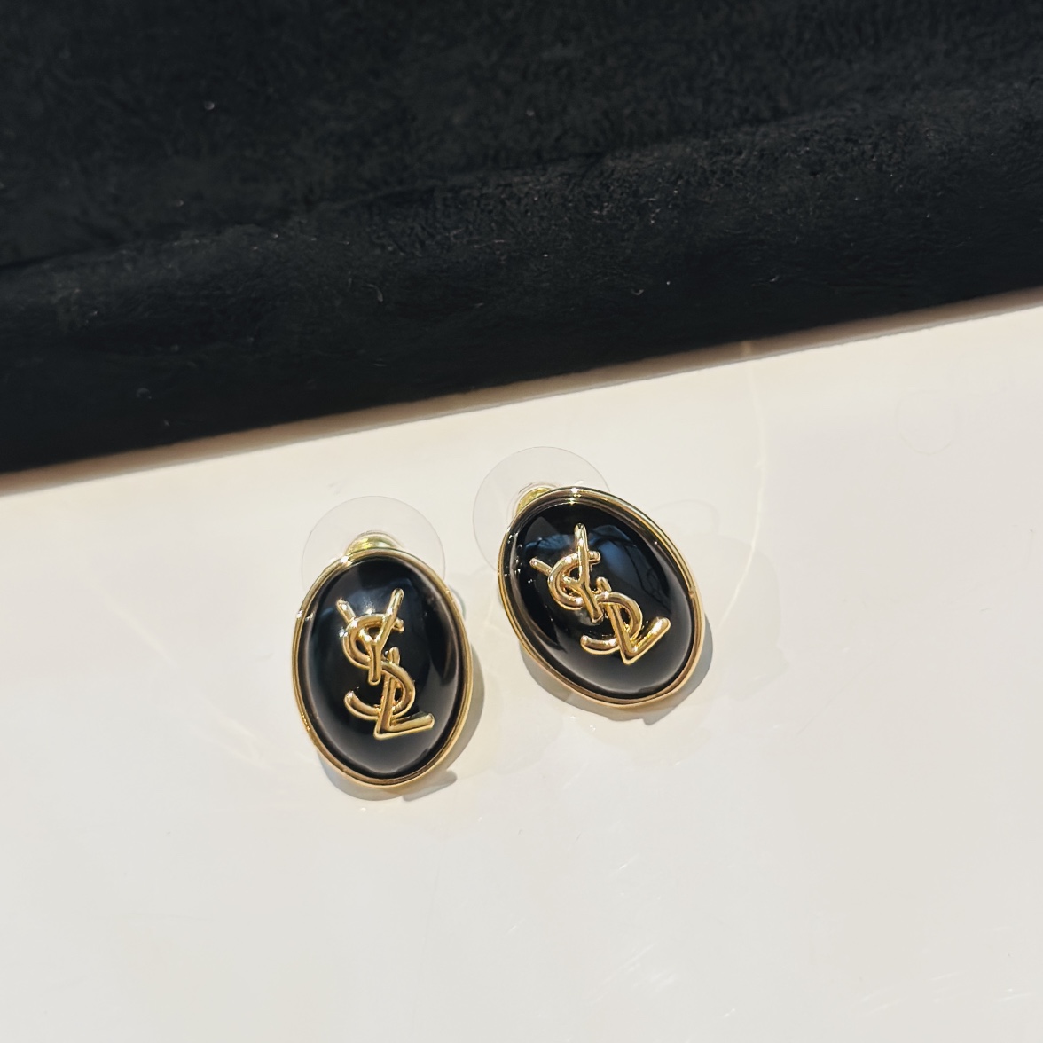 YSL 復古質感金屬橢圓 耳釘