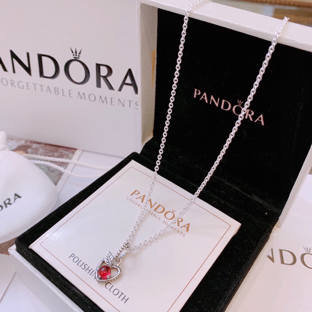 潘多拉項鏈Pandora